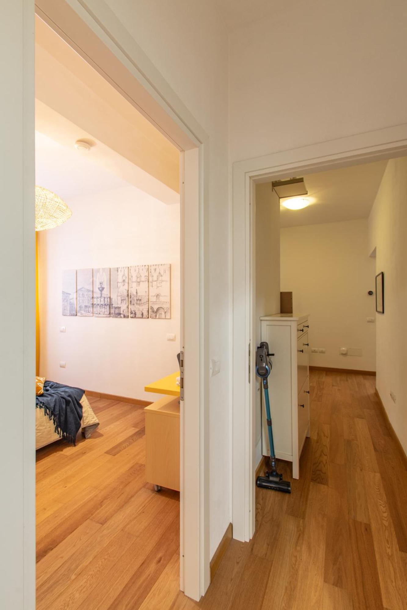 Wellstay Downtown Apartment